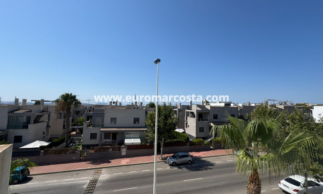 Objekte zum Wiederverkauf - Bungalow - Torrevieja - TORREVIEJA