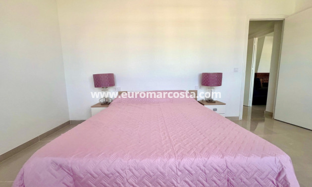 Sale - Villa - La Mata