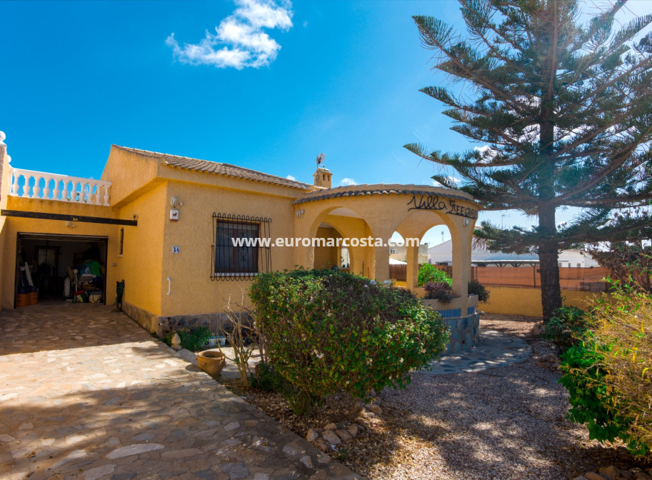 Objekte zum Wiederverkauf - Villa freitstehend - La Siesta - El Salado - Torreta - La Siesta