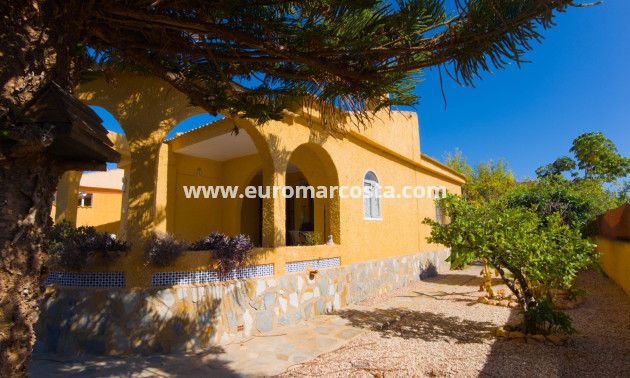 Objekte zum Wiederverkauf - Villa freitstehend - La Siesta - El Salado - Torreta - La Siesta