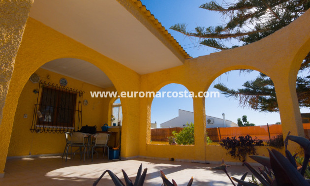 Objekte zum Wiederverkauf - Villa freitstehend - La Siesta - El Salado - Torreta - La Siesta