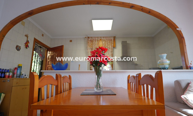 Objekte zum Wiederverkauf - Villa freitstehend - La Siesta - El Salado - Torreta - La Siesta