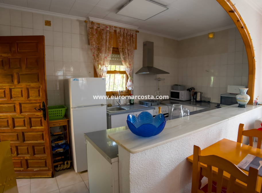 Objekte zum Wiederverkauf - Villa freitstehend - La Siesta - El Salado - Torreta - La Siesta