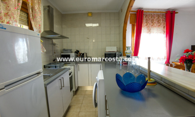 Objekte zum Wiederverkauf - Villa freitstehend - La Siesta - El Salado - Torreta - La Siesta