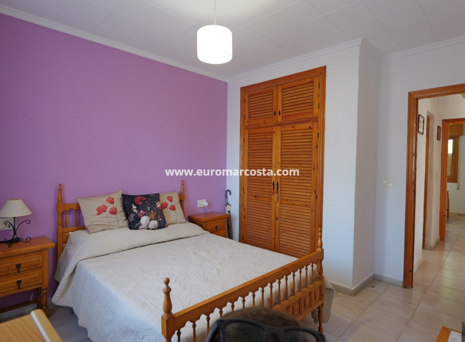 Objekte zum Wiederverkauf - Villa freitstehend - La Siesta - El Salado - Torreta - La Siesta