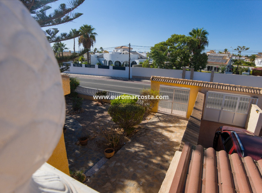 Objekte zum Wiederverkauf - Villa freitstehend - La Siesta - El Salado - Torreta - La Siesta