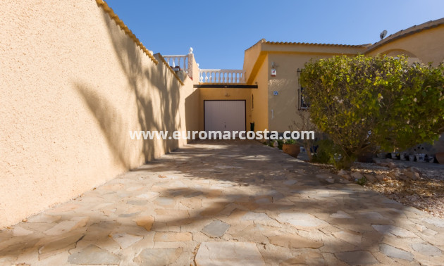 Objekte zum Wiederverkauf - Villa freitstehend - La Siesta - El Salado - Torreta - La Siesta