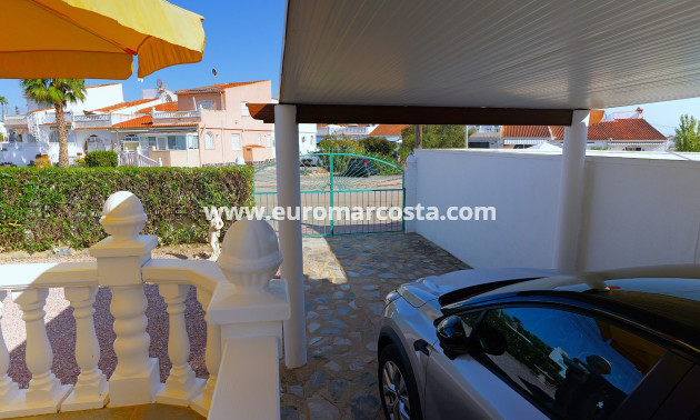 Sale - Villa - Torrevieja - Urbanización San Luis