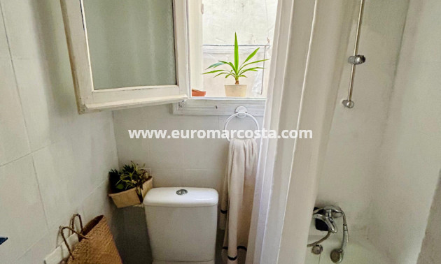 Objekte zum Wiederverkauf - Stadthaus - Torrevieja - Urbanización San Luis