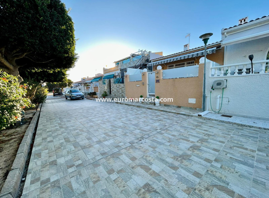 Venta - Adosado - Torrevieja - Urbanización San Luis