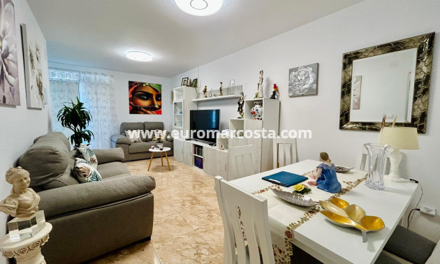 Venta - Adosado - Torrevieja - Urbanización San Luis