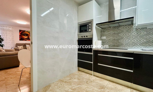 Venta - Adosado - Torrevieja - Urbanización San Luis