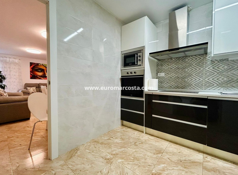 Venta - Adosado - Torrevieja - Urbanización San Luis