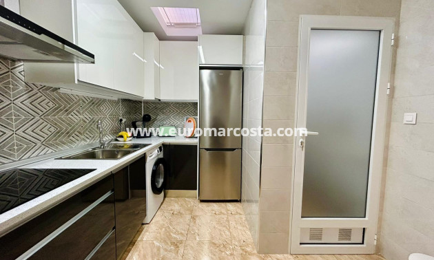 Venta - Adosado - Torrevieja - Urbanización San Luis