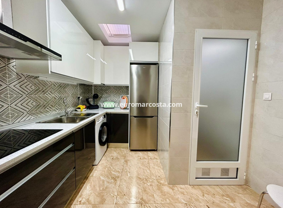 Venta - Adosado - Torrevieja - Urbanización San Luis