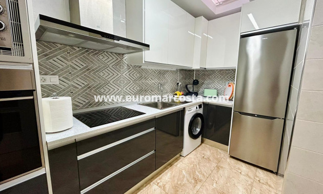 Venta - Adosado - Torrevieja - Urbanización San Luis