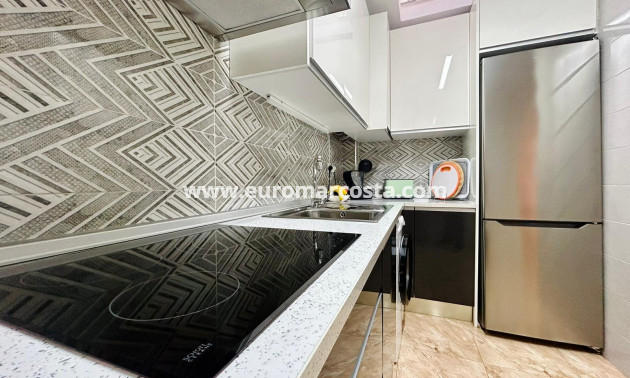 Venta - Adosado - Torrevieja - Urbanización San Luis