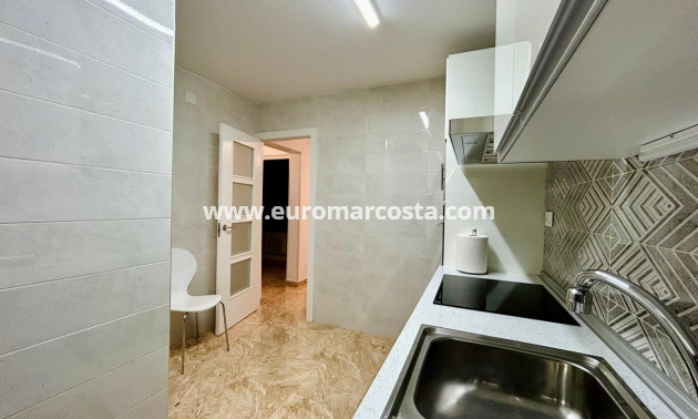 Venta - Adosado - Torrevieja - Urbanización San Luis