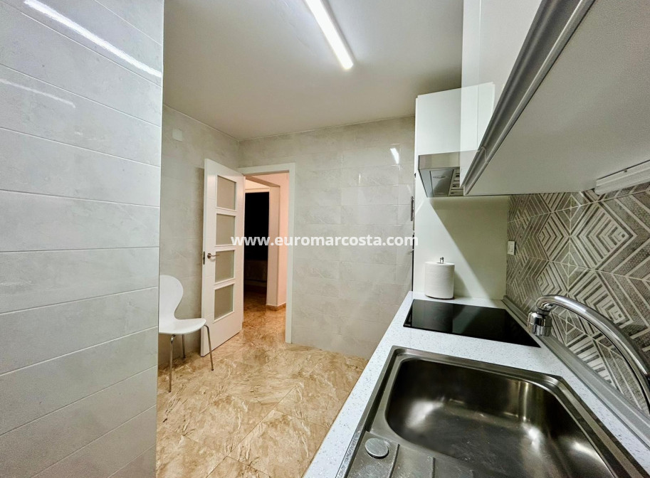 Venta - Adosado - Torrevieja - Urbanización San Luis