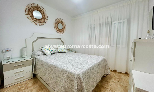 Venta - Adosado - Torrevieja - Urbanización San Luis