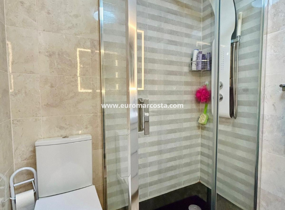 Venta - Adosado - Torrevieja - Urbanización San Luis