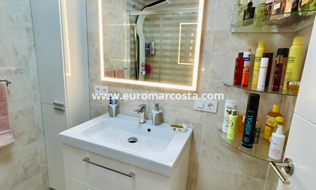 Venta - Adosado - Torrevieja - Urbanización San Luis