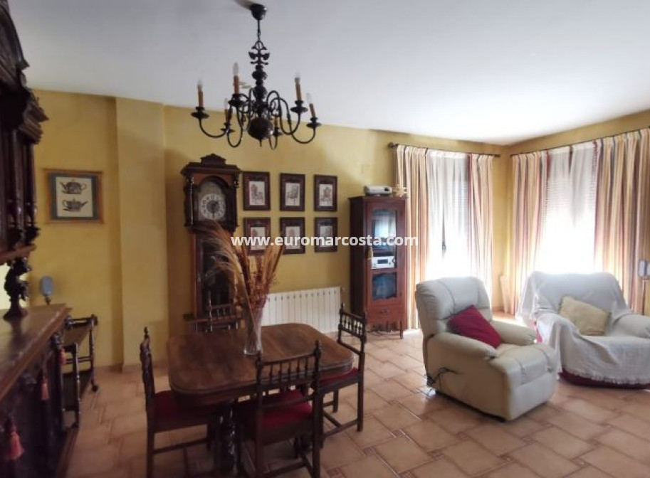 Sale - Villa - Orihuela