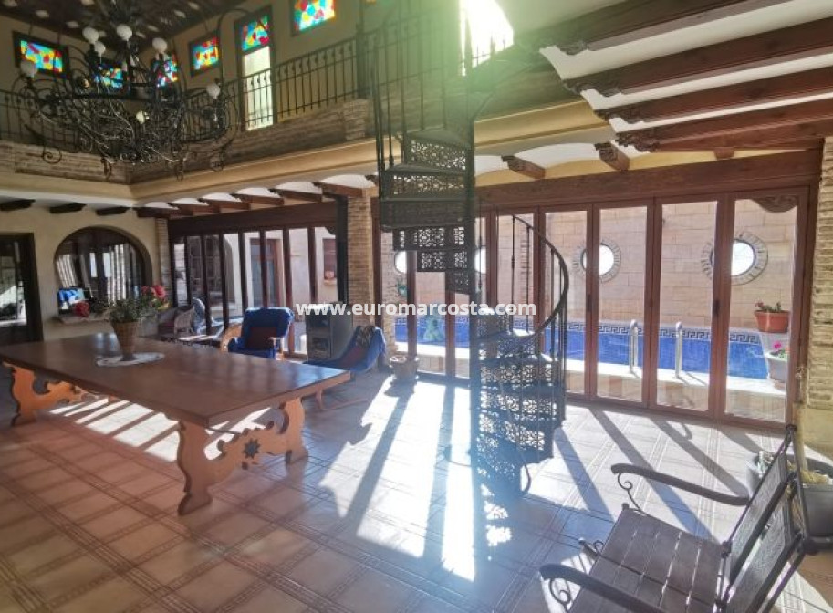 Sale - Villa - Orihuela