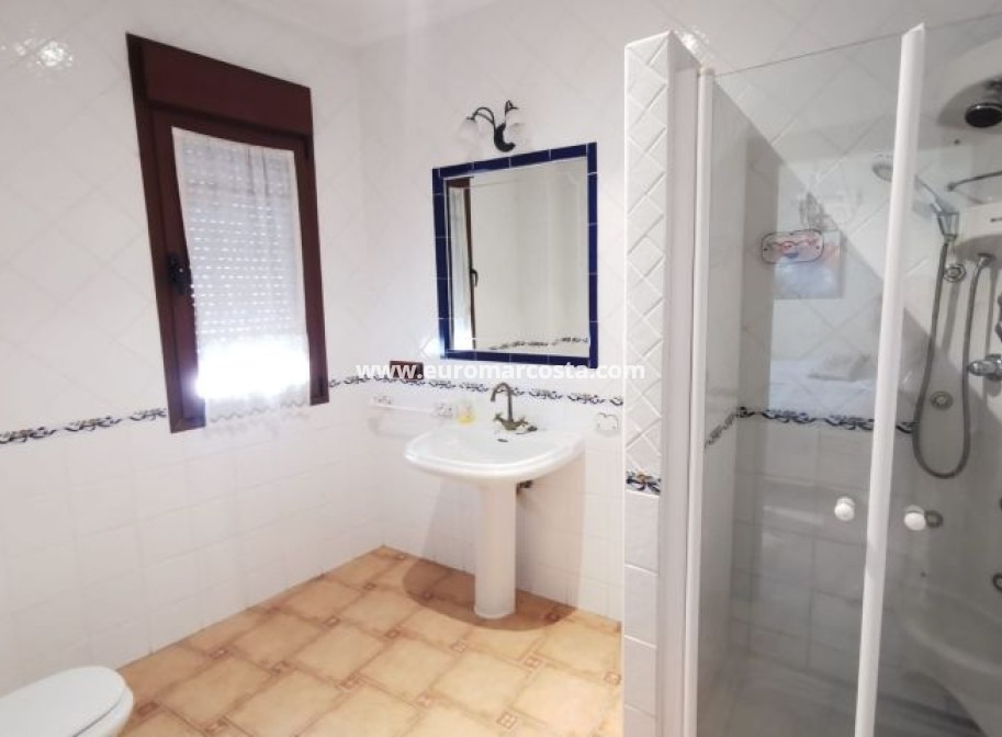 Sale - Villa - Orihuela