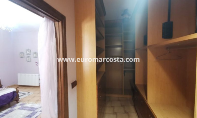 Sale - Villa - Orihuela