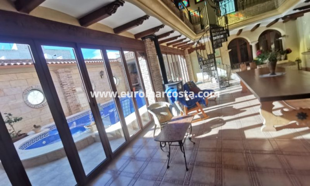 Sale - Villa - Orihuela