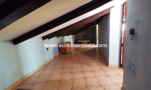 Sale - Villa - Orihuela