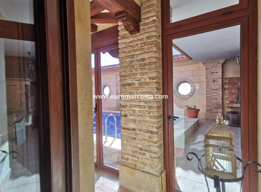 Sale - Villa - Orihuela