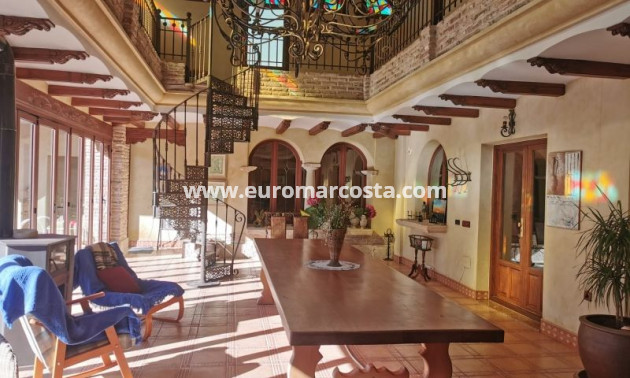 Sale - Villa - Orihuela