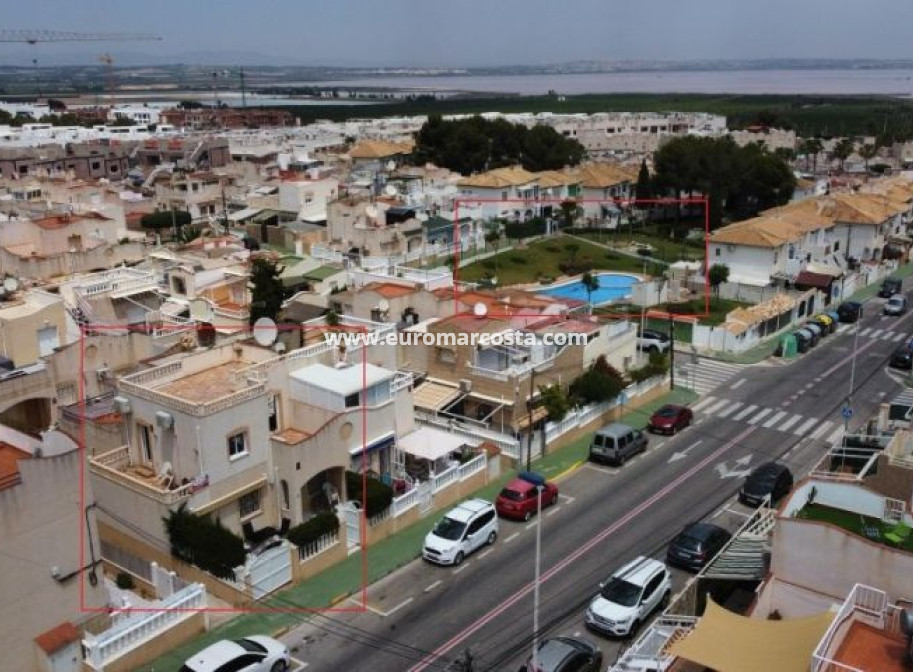 Sale - Townhouse - Torrevieja - TORREVIEJA