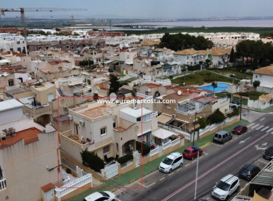Sale - Townhouse - Torrevieja - TORREVIEJA