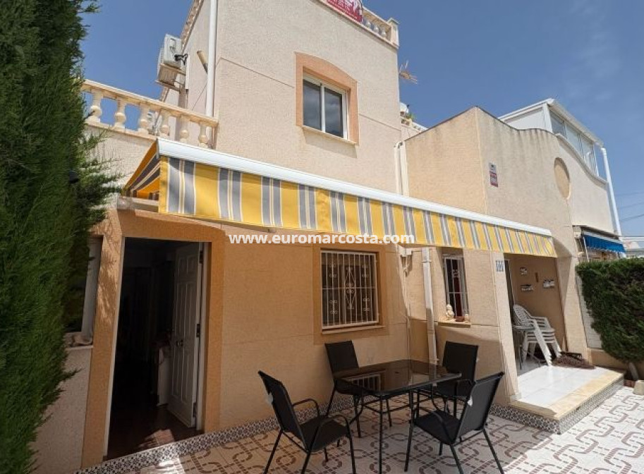 Sale - Townhouse - Torrevieja - TORREVIEJA
