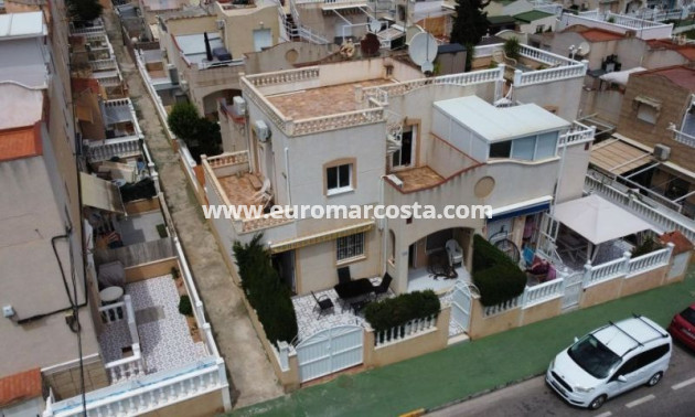 Sale - Townhouse - Torrevieja - TORREVIEJA