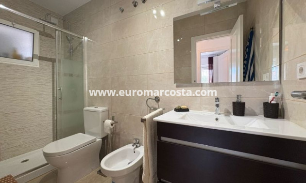 Sale - Townhouse - Torrevieja - TORREVIEJA