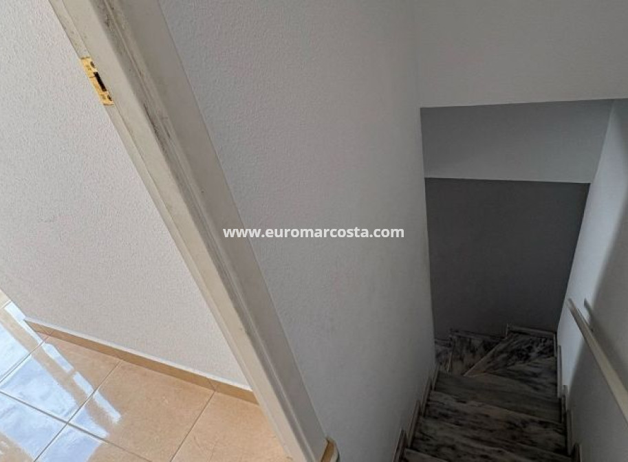 Sale - Townhouse - Torrevieja - TORREVIEJA