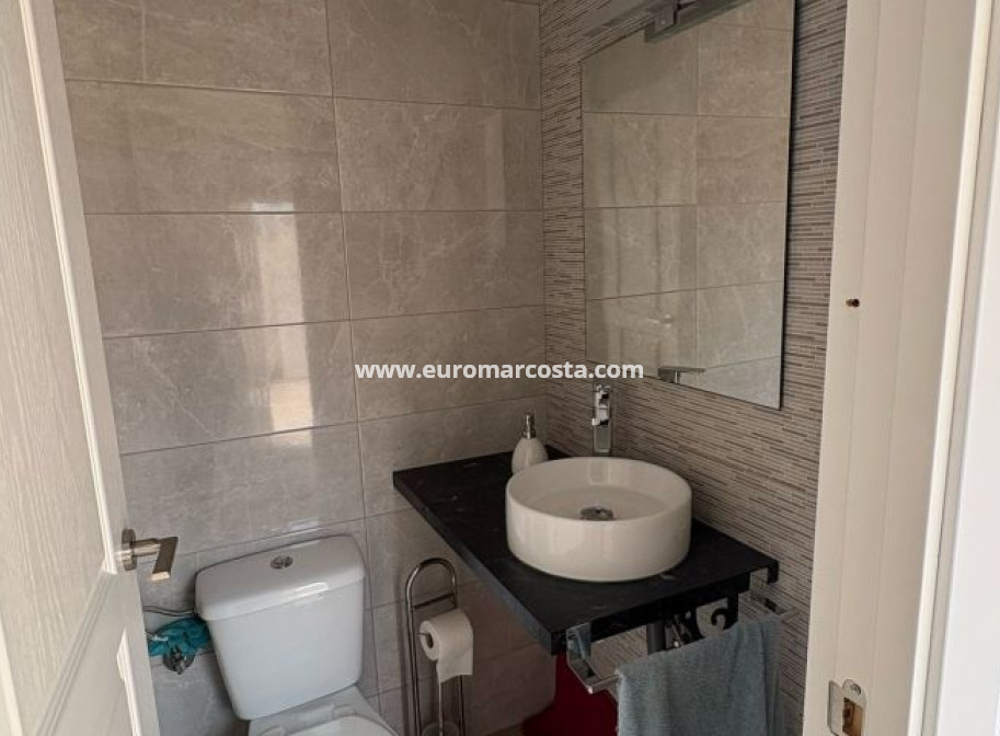 Sale - Townhouse - Torrevieja - TORREVIEJA