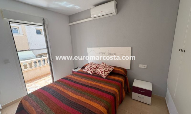 Sale - Townhouse - Torrevieja - TORREVIEJA
