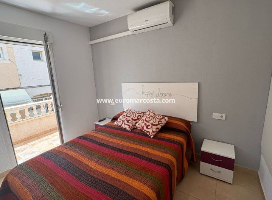 Sale - Townhouse - Torrevieja - TORREVIEJA