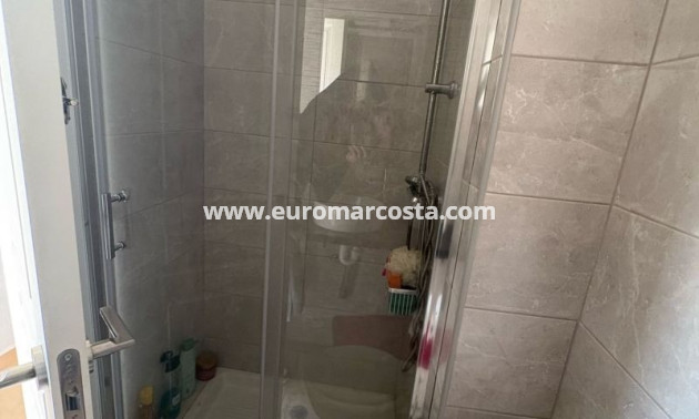 Sale - Townhouse - Torrevieja - TORREVIEJA