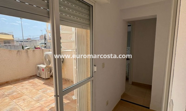 Sale - Townhouse - Torrevieja - TORREVIEJA