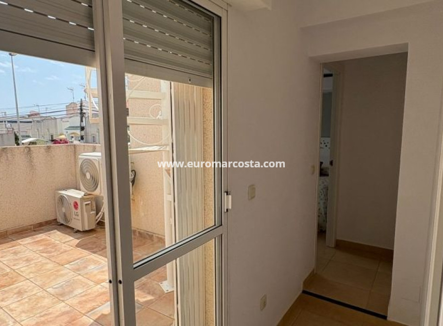 Sale - Townhouse - Torrevieja - TORREVIEJA