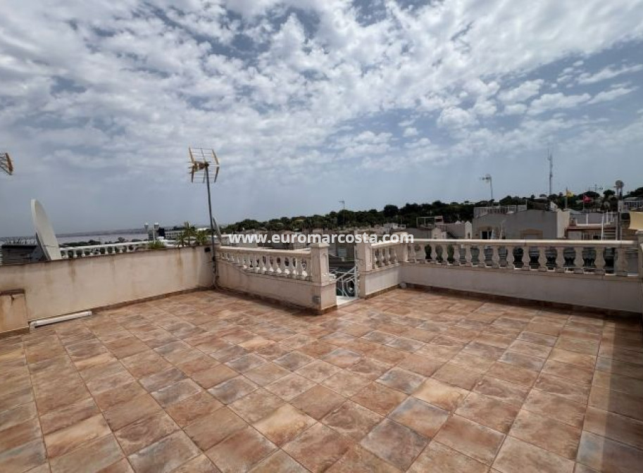 Sale - Townhouse - Torrevieja - TORREVIEJA