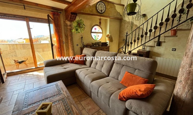 Sale - Villa - Redován