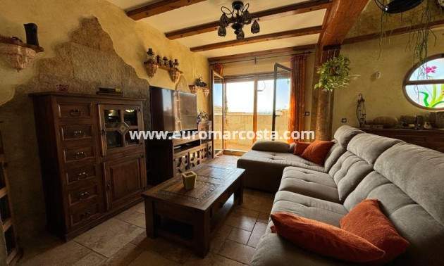 Sale - Villa - Redován