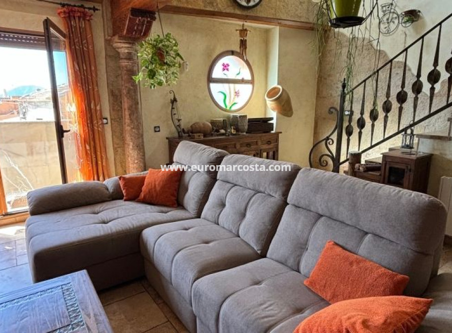 Sale - Villa - Redován